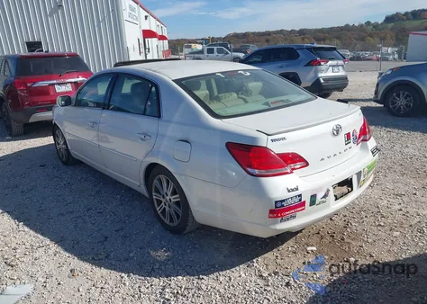 2007 Toyota Avalon Limited z USA, uszkodzony, nr VIN 4T1BK36B97U238327